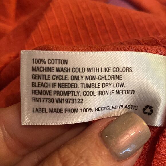 Universal Thread Target Oversized Orange Top - Picture 6 of 6